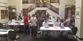 UNM medical students and SHAC staff are running the Flu Shot Clinic.